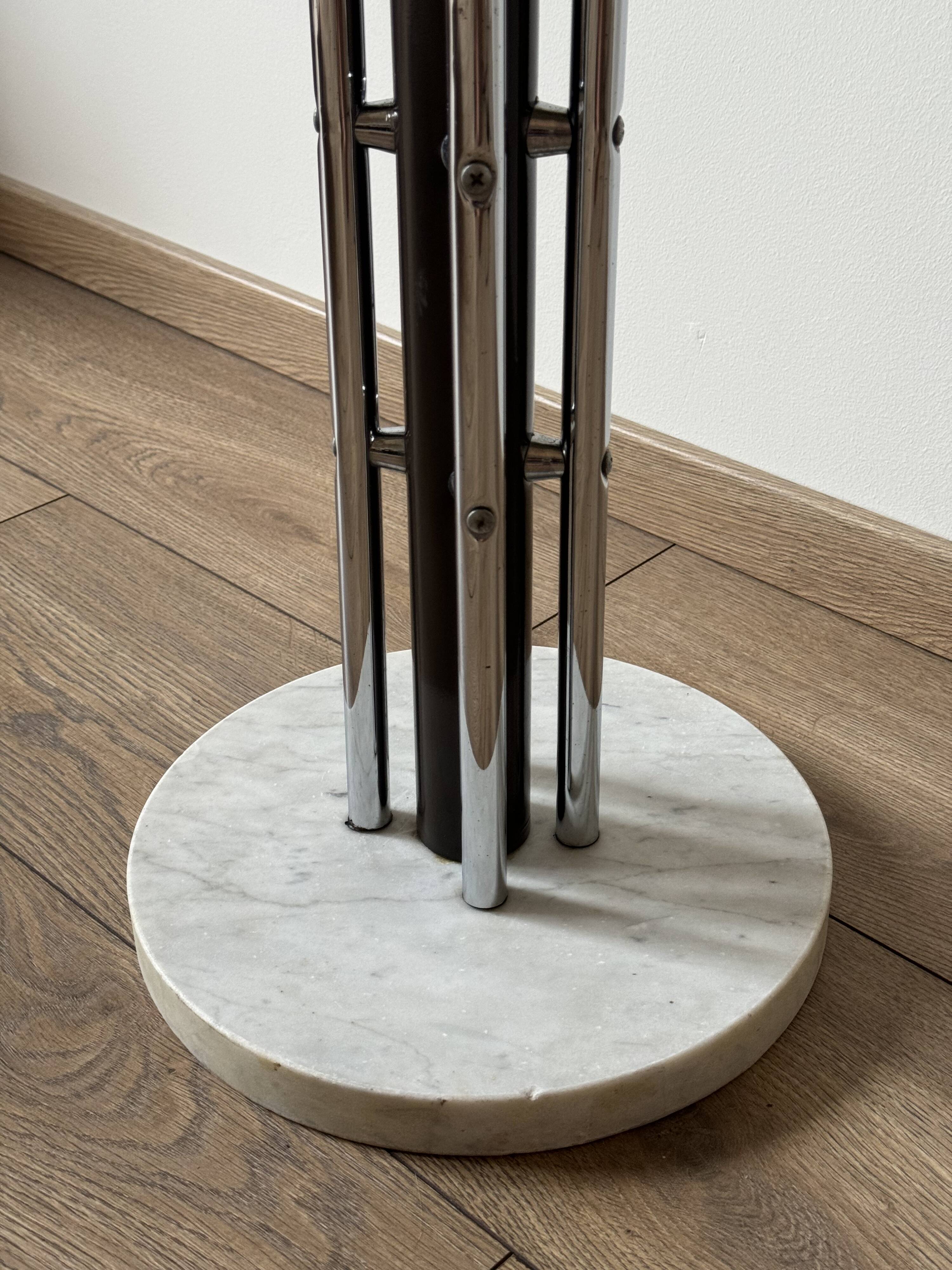 70s pedestal table