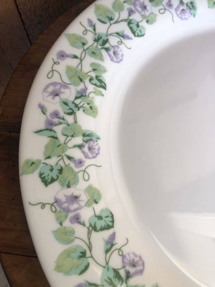 Lot de 4 assiettes plates fleurs violettes Martha Stewart everyday