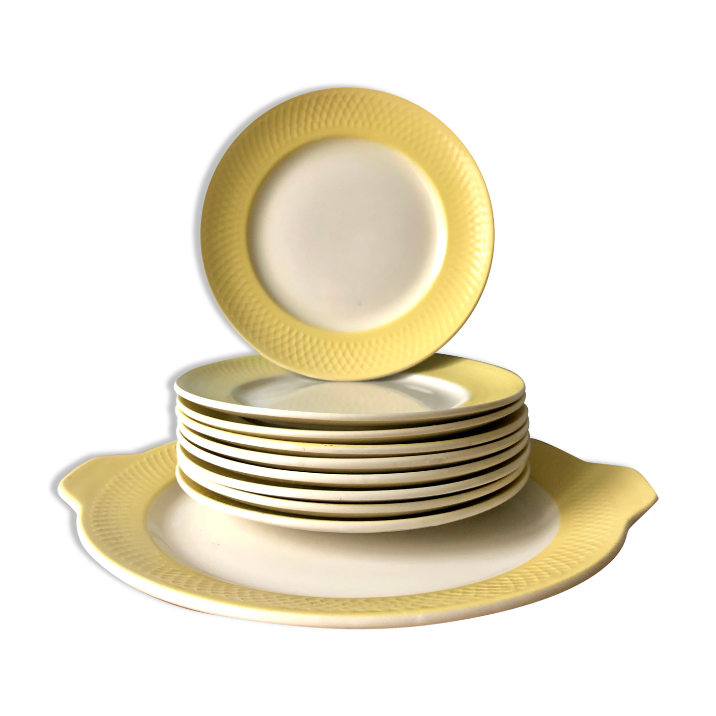 Dessert service, cake dish and plates