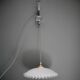 Suspension opaline dentelée