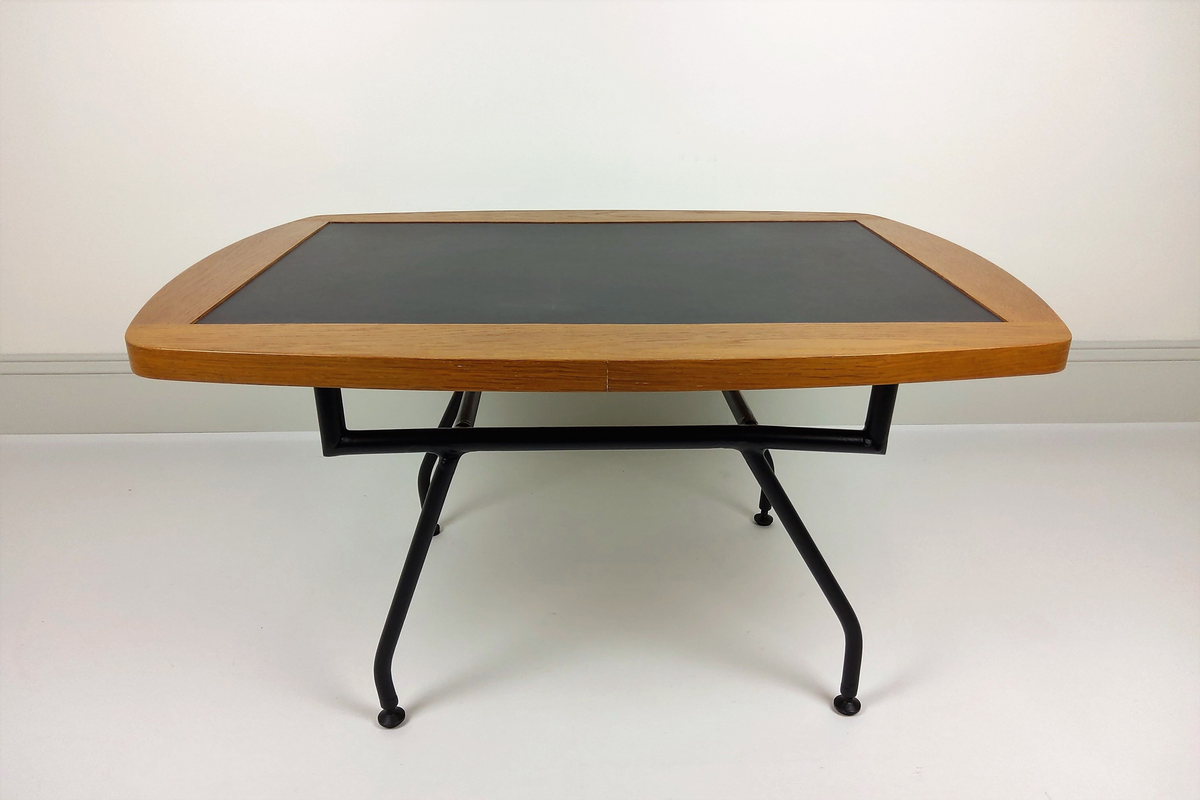 Vintage coffee table 1950