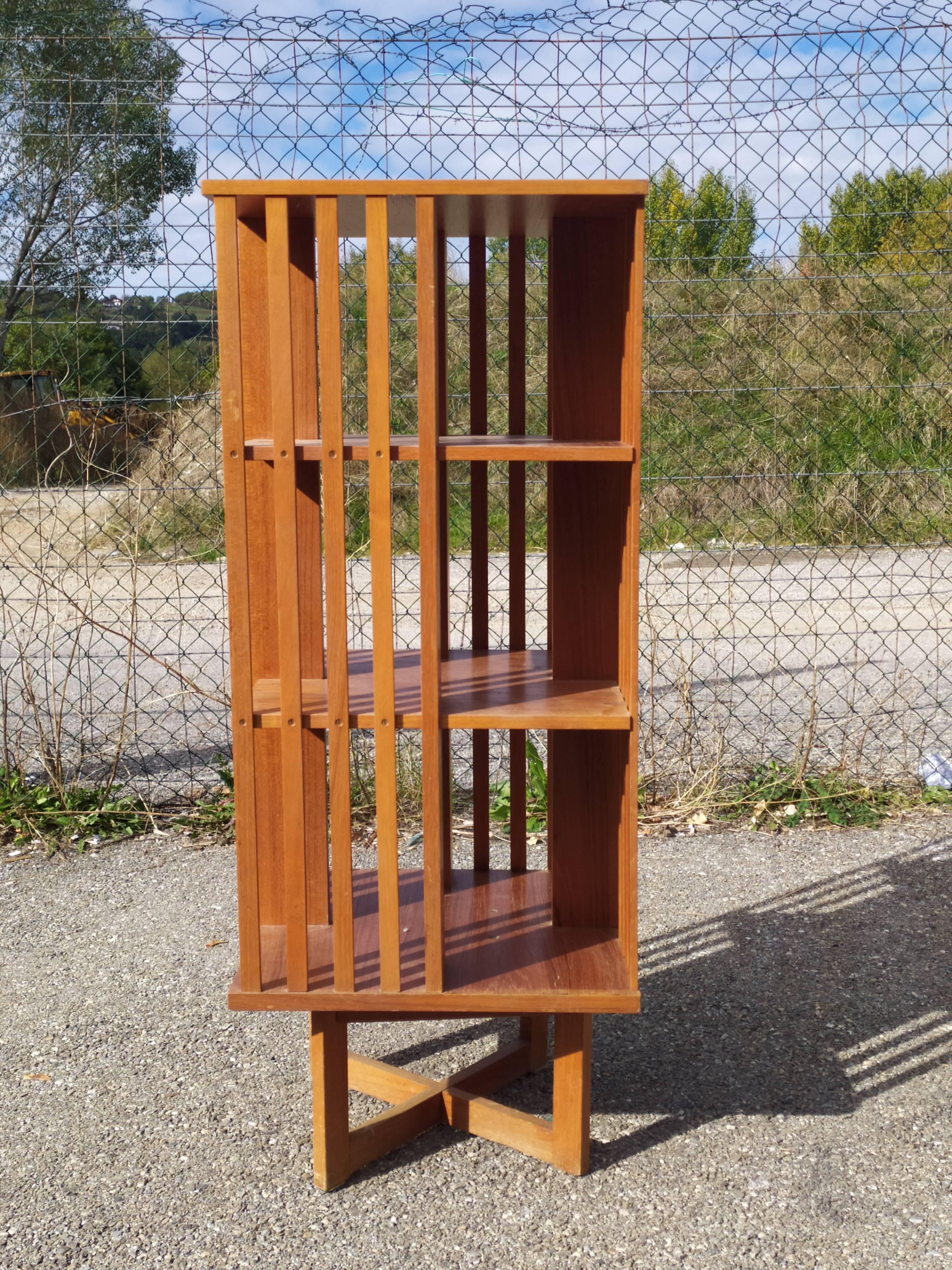 Revolving column furniture - 60s/70s