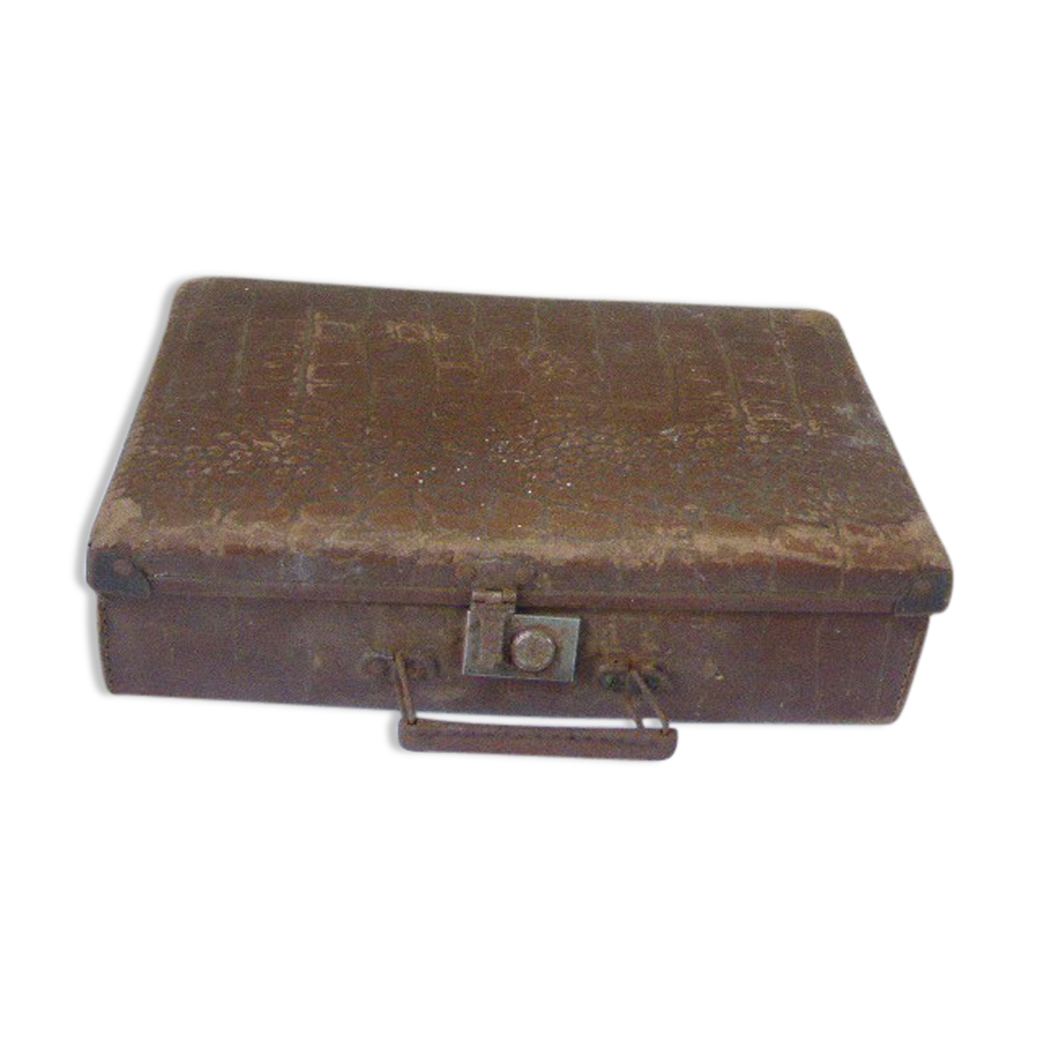 Suitcase for child in brown cardboard