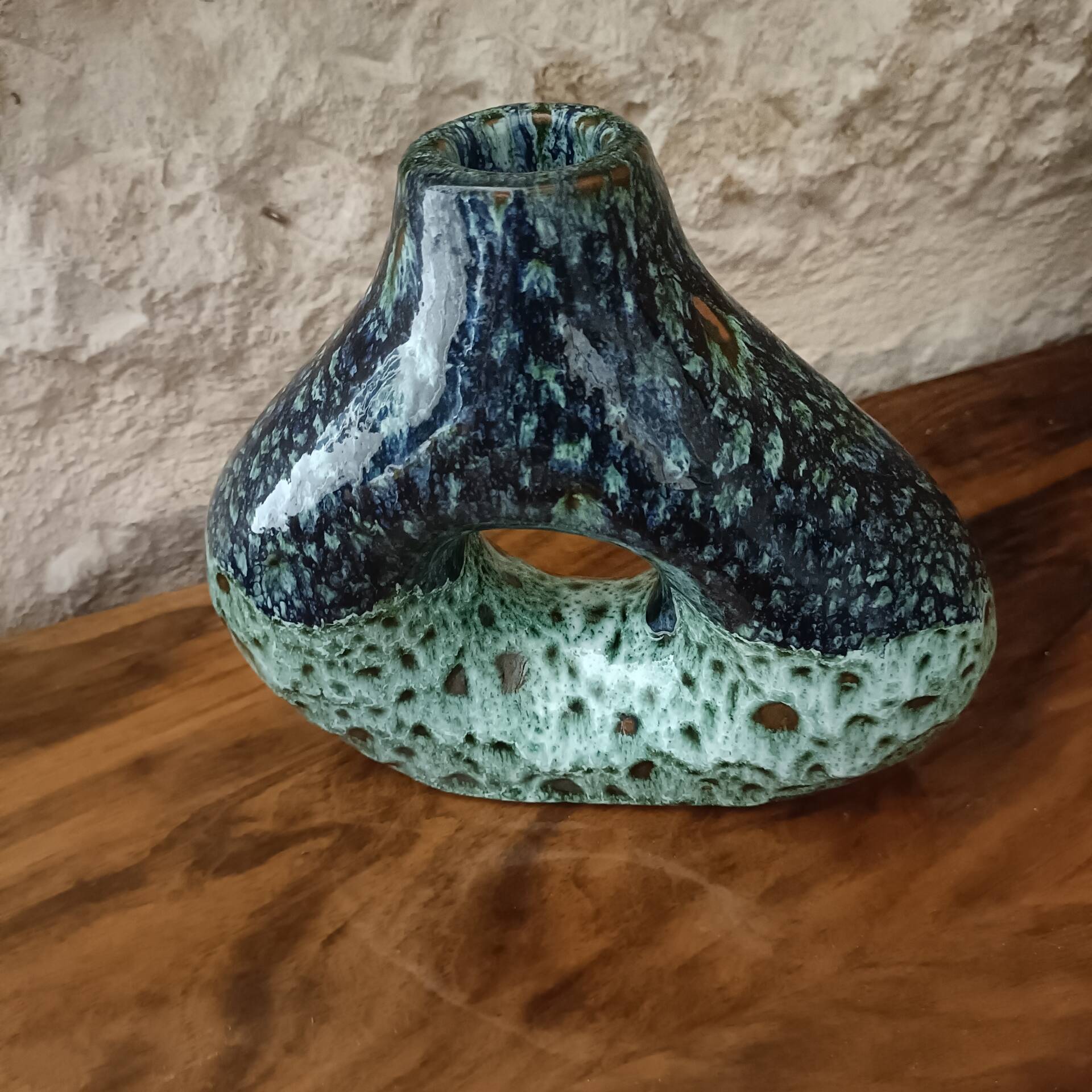 Vase, bougeoir en céramique émaillée