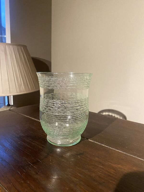 Vase en verre taillé Daum