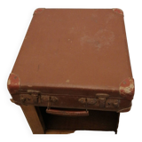 Small old suitcase to revamp