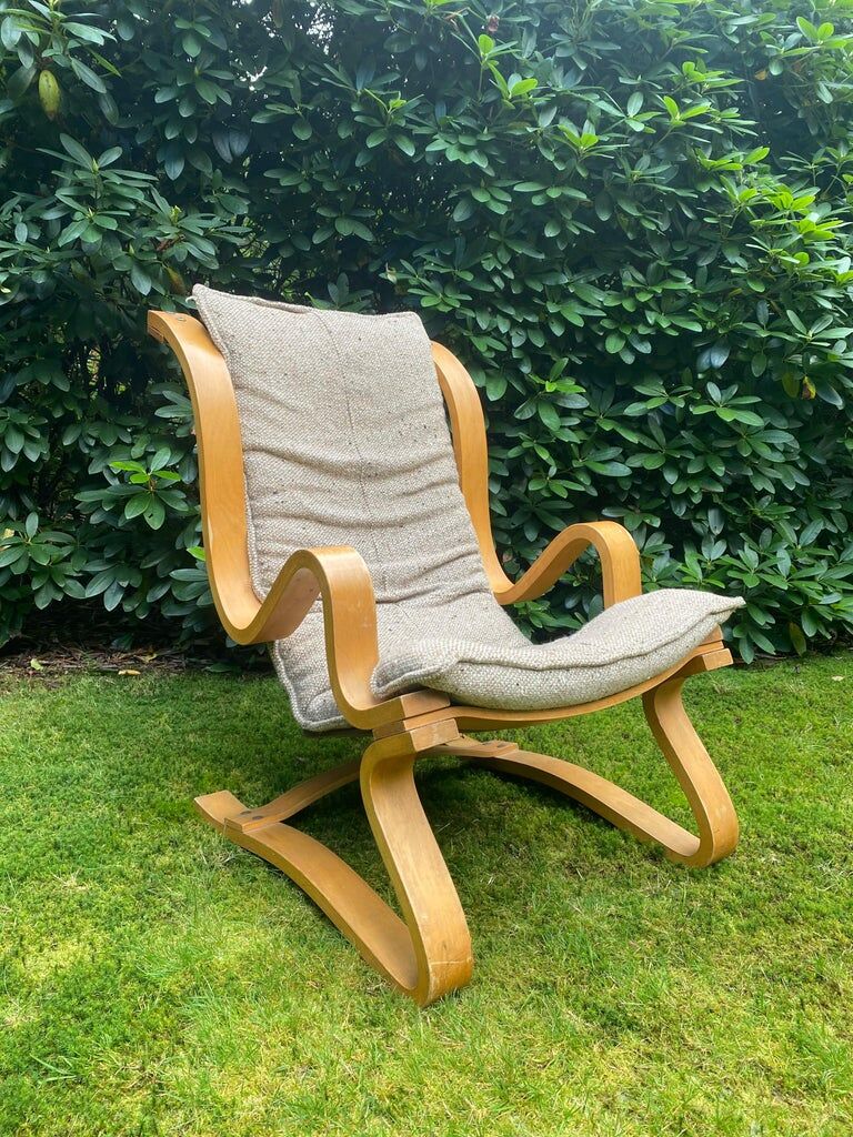 fauteuil en hêtre stratifié scandinave vers les années 1960