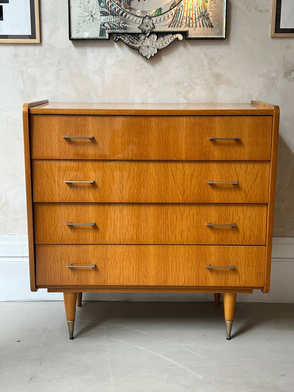 Vintage chest of drawers