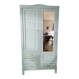 Parisian wardrobe