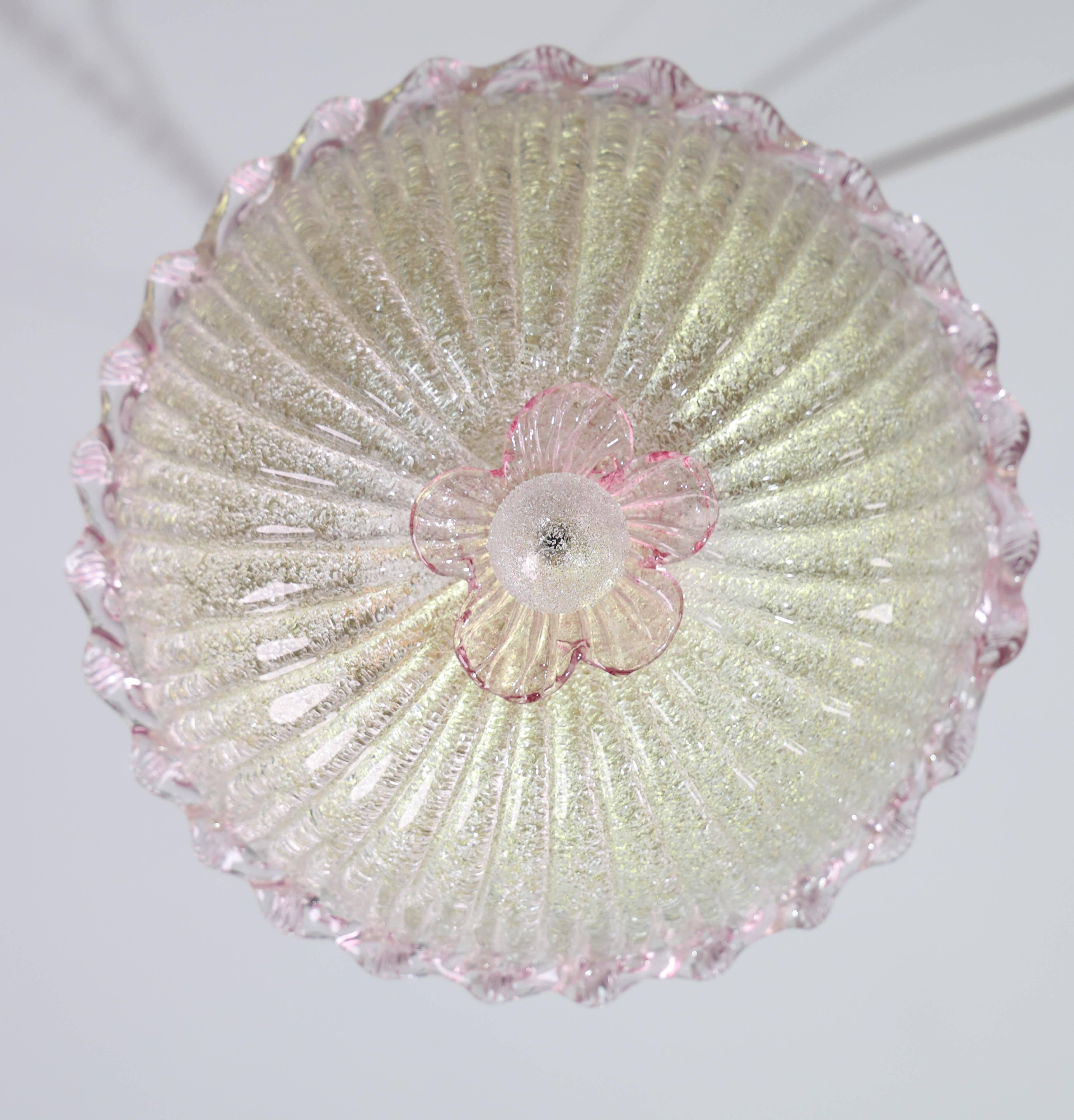 Plafonnier italien en verre de Murano rose