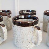 Six stoneware mugs