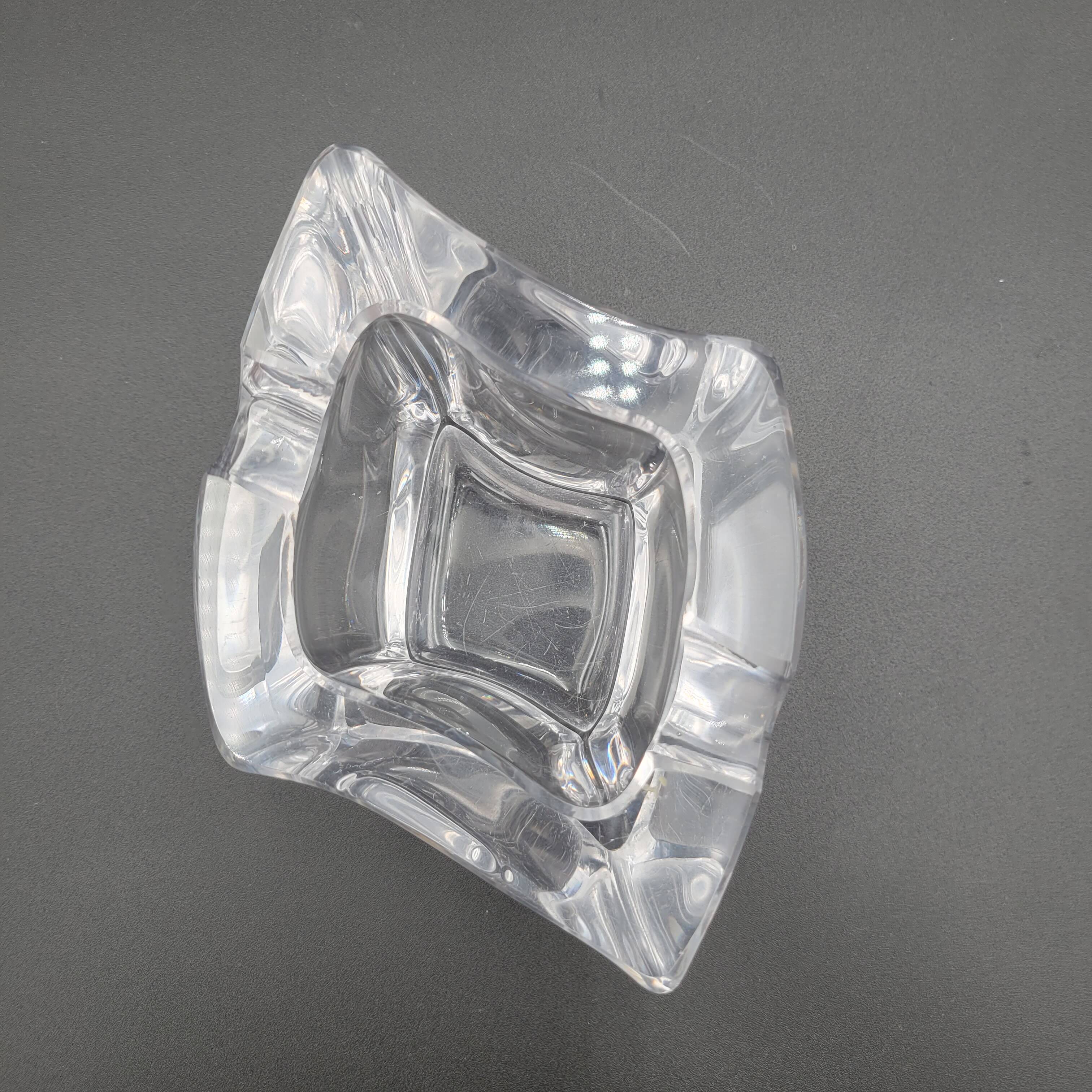 Geometric crystal ashtray / pocket