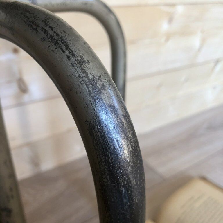 Wooden and metal school screws