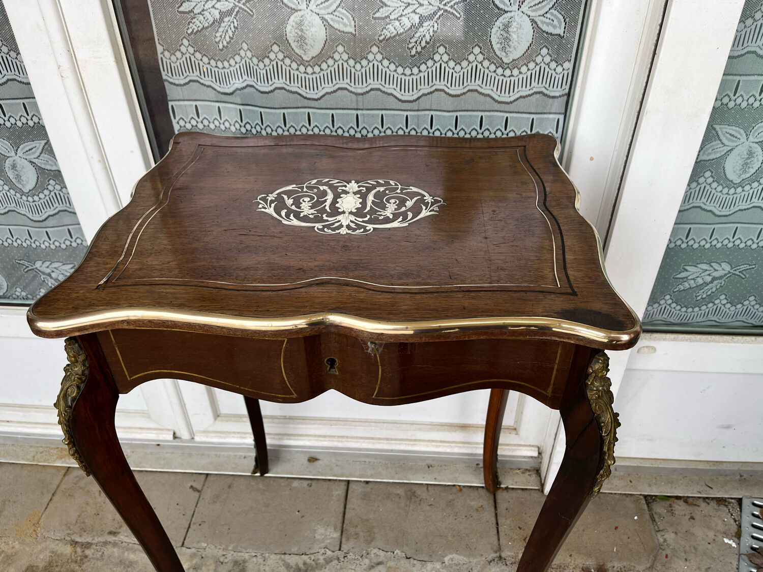 Old wooden dressing table