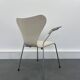 Fauteuil d'Arne Jacobsen pour Fritz Hansen, Danemark.