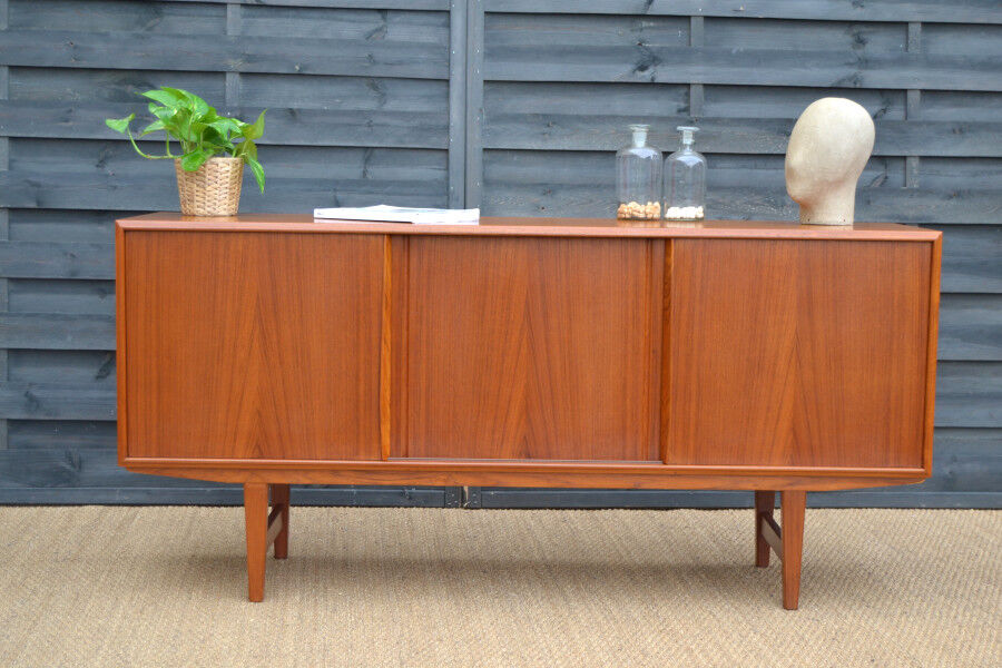 Danish sideboard to sliding doors * 165 cm