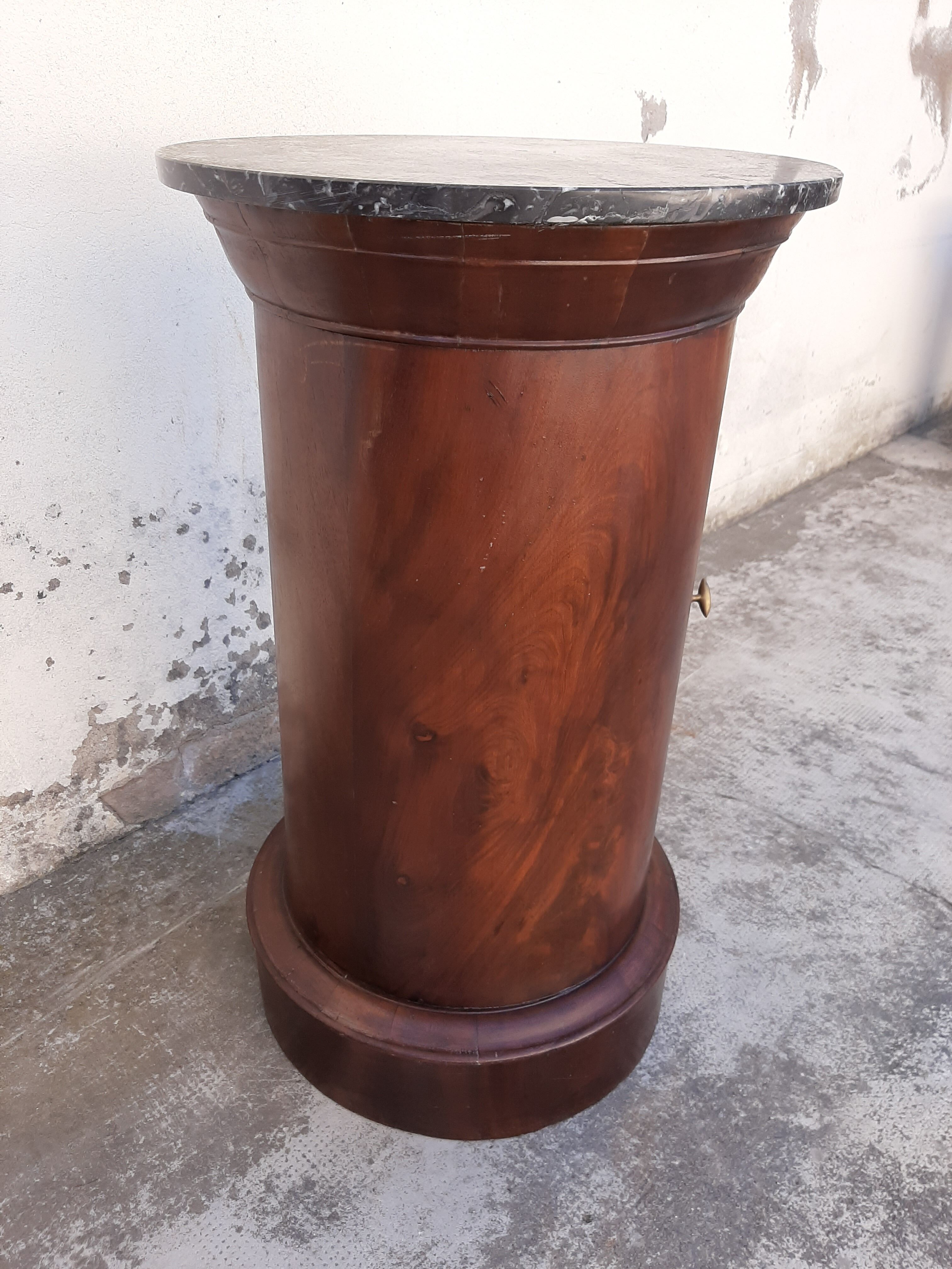 Chevet says Somno Empire 1900