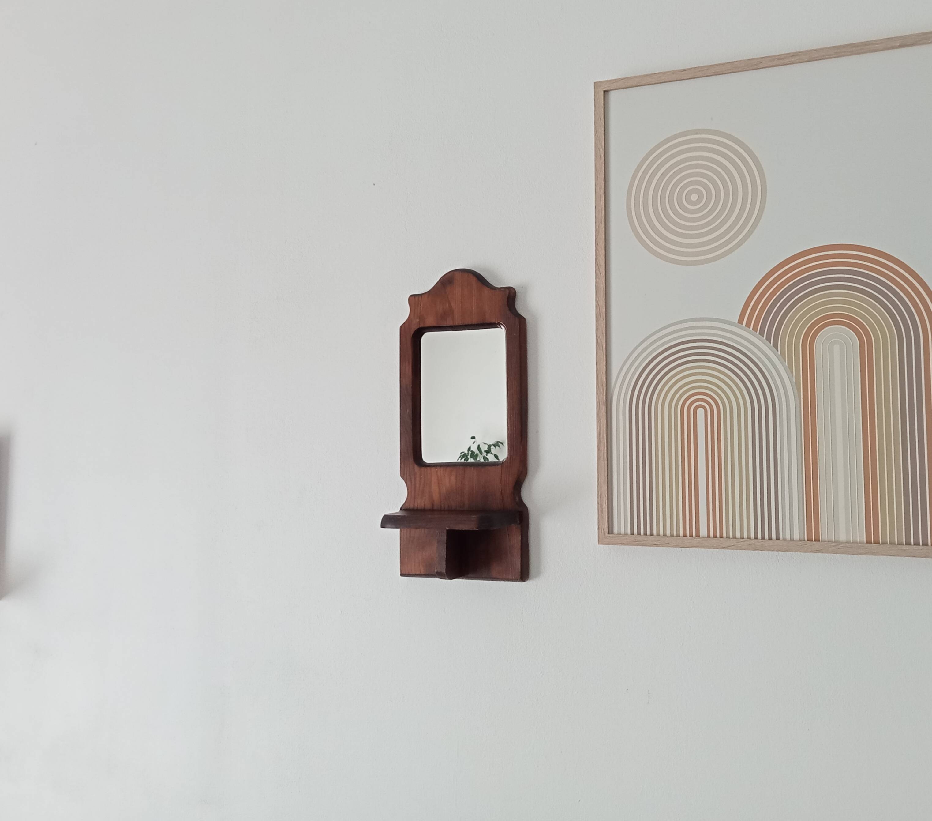Vintage 60s/70s tablet mirror