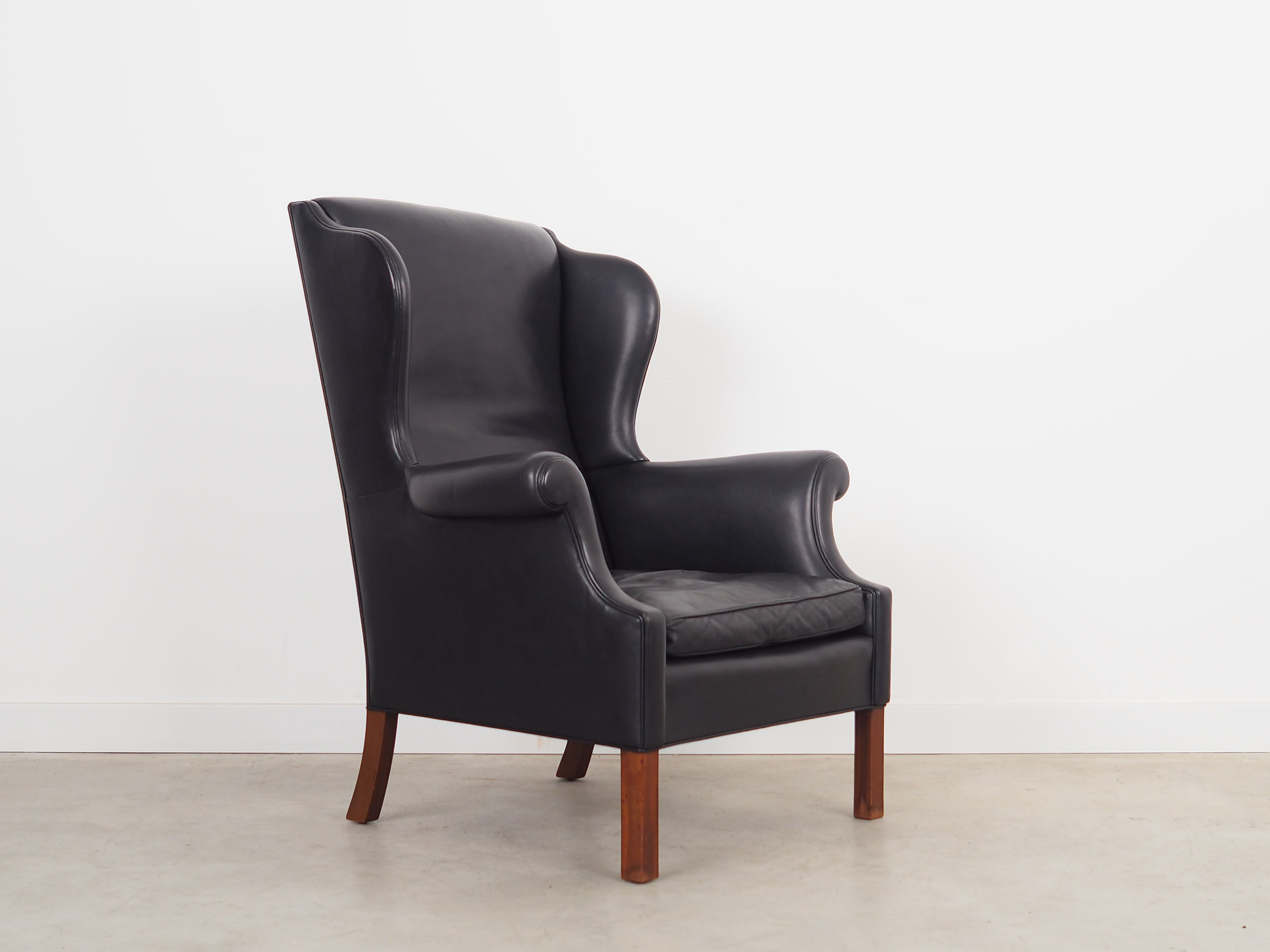 Black leather armchair, Danish design, 1970s, production: Denmark
