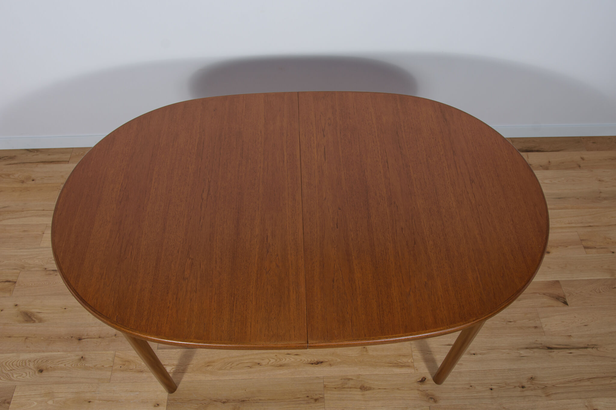 Mid century oval teak extendable dining table from mcintosh, 1960s