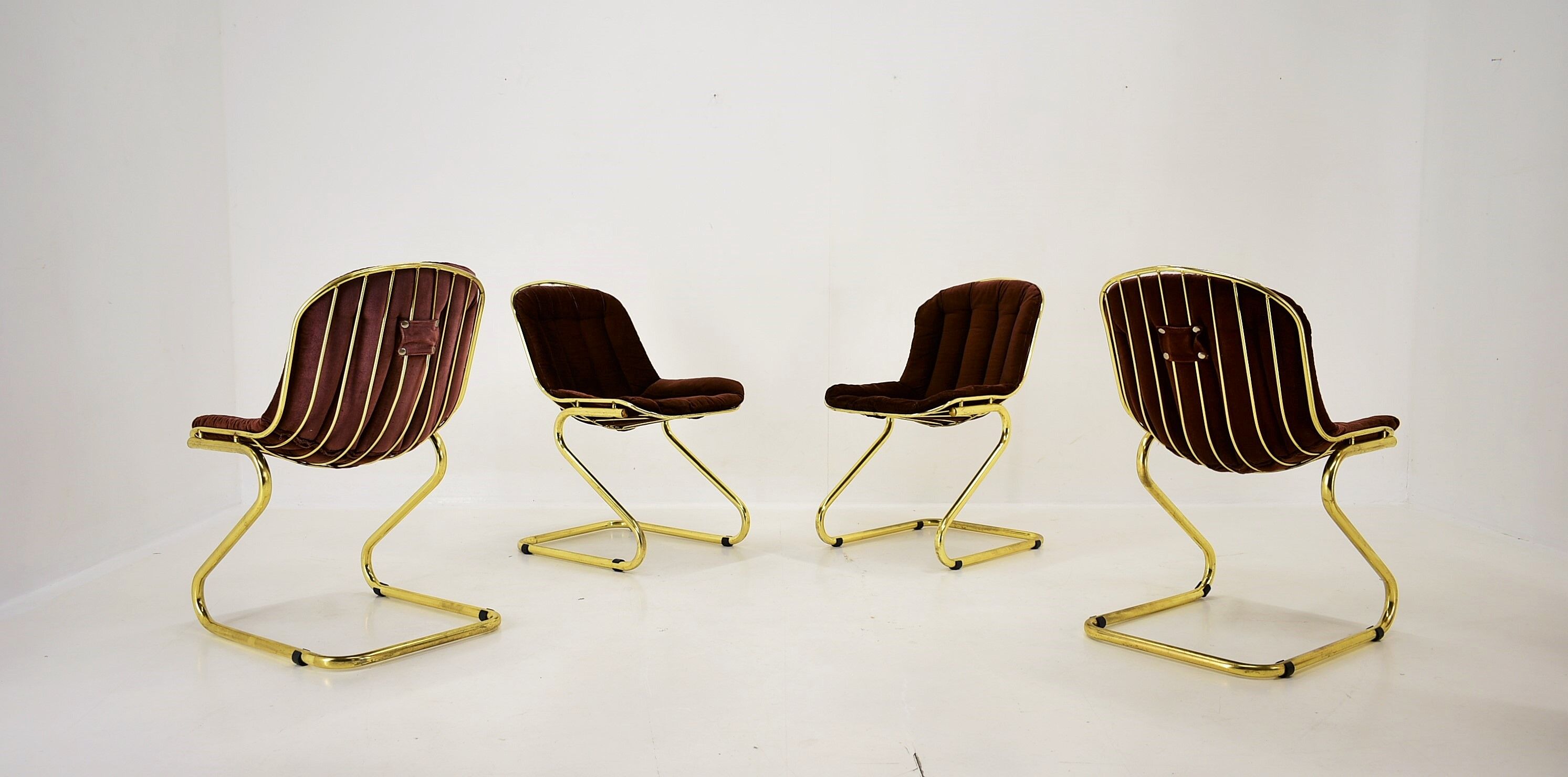 Midcentury set of four dining chairs, italy, 1970s