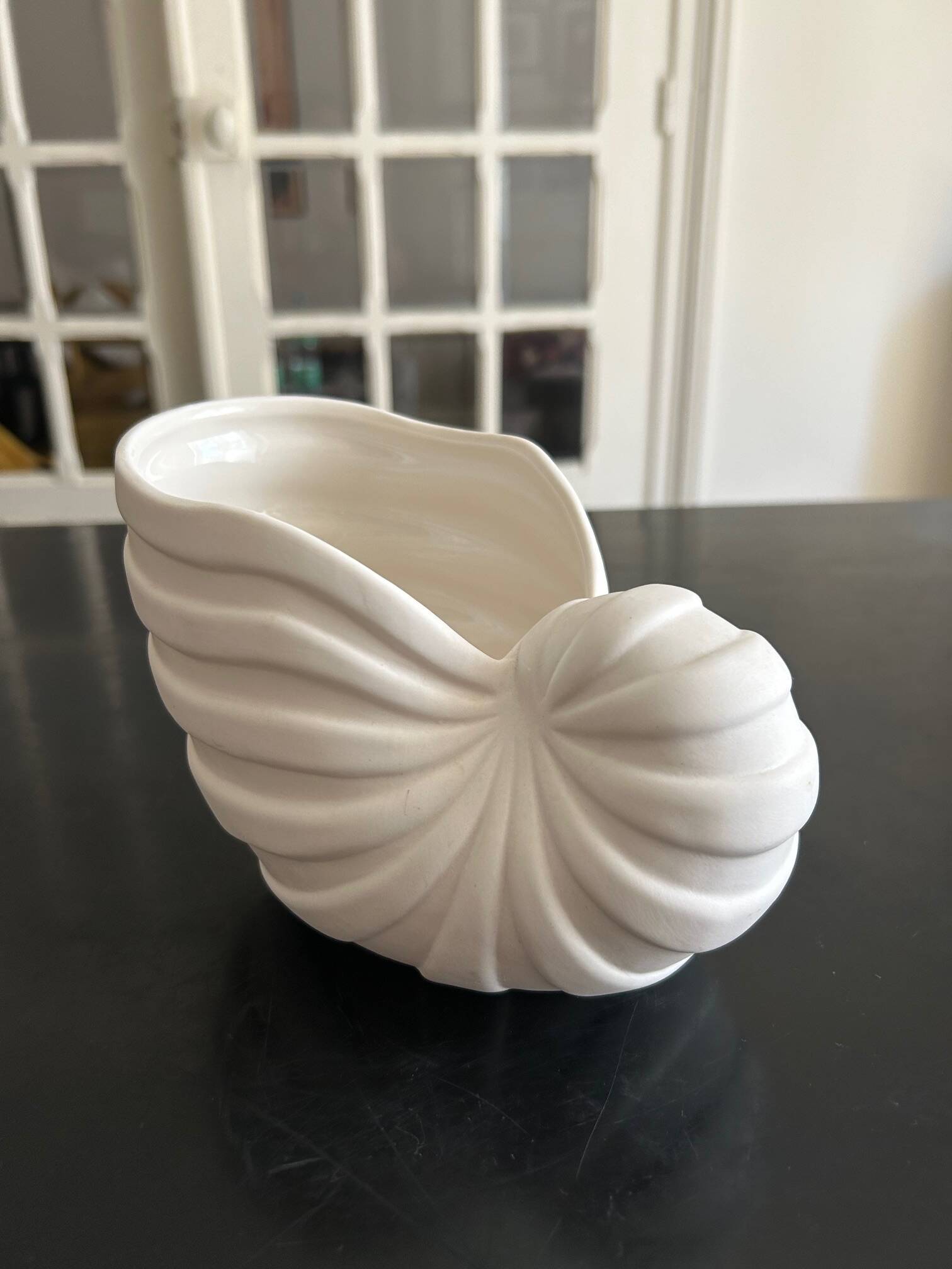 80s ceramic flowerpot