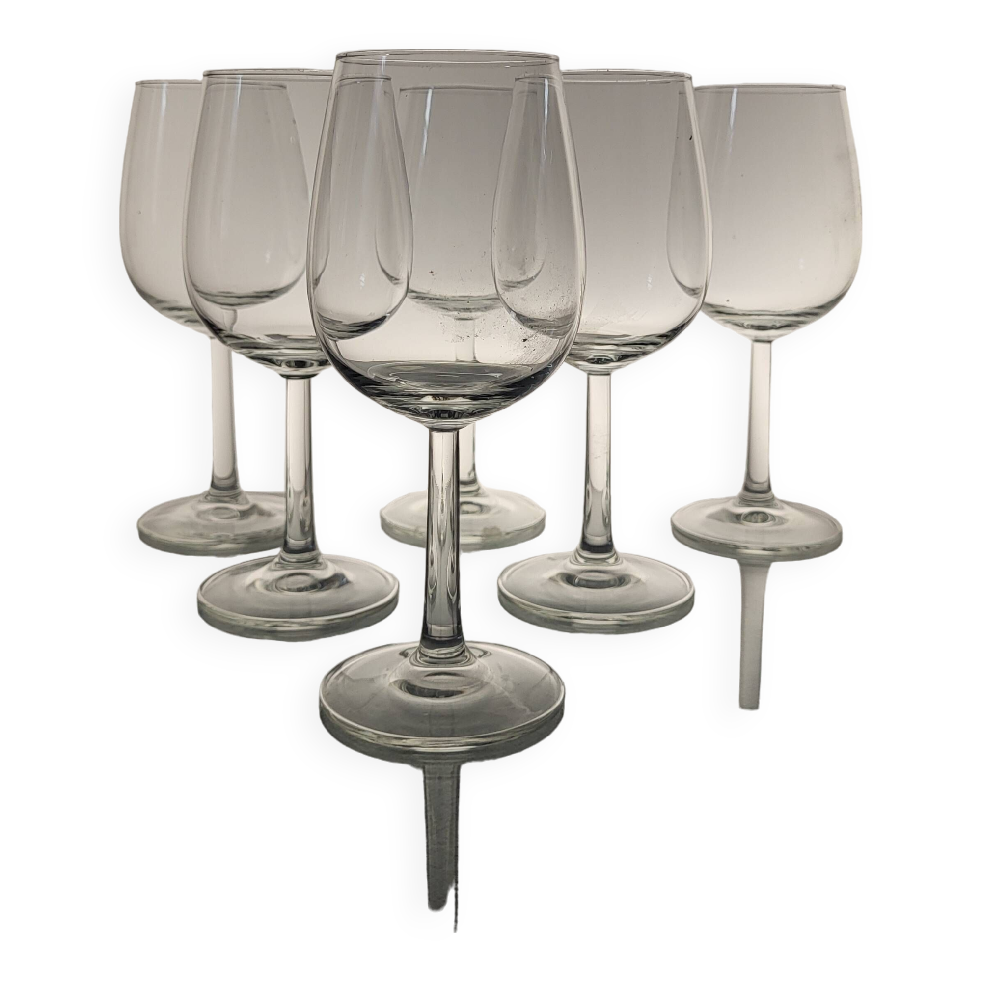 6 wine glasses