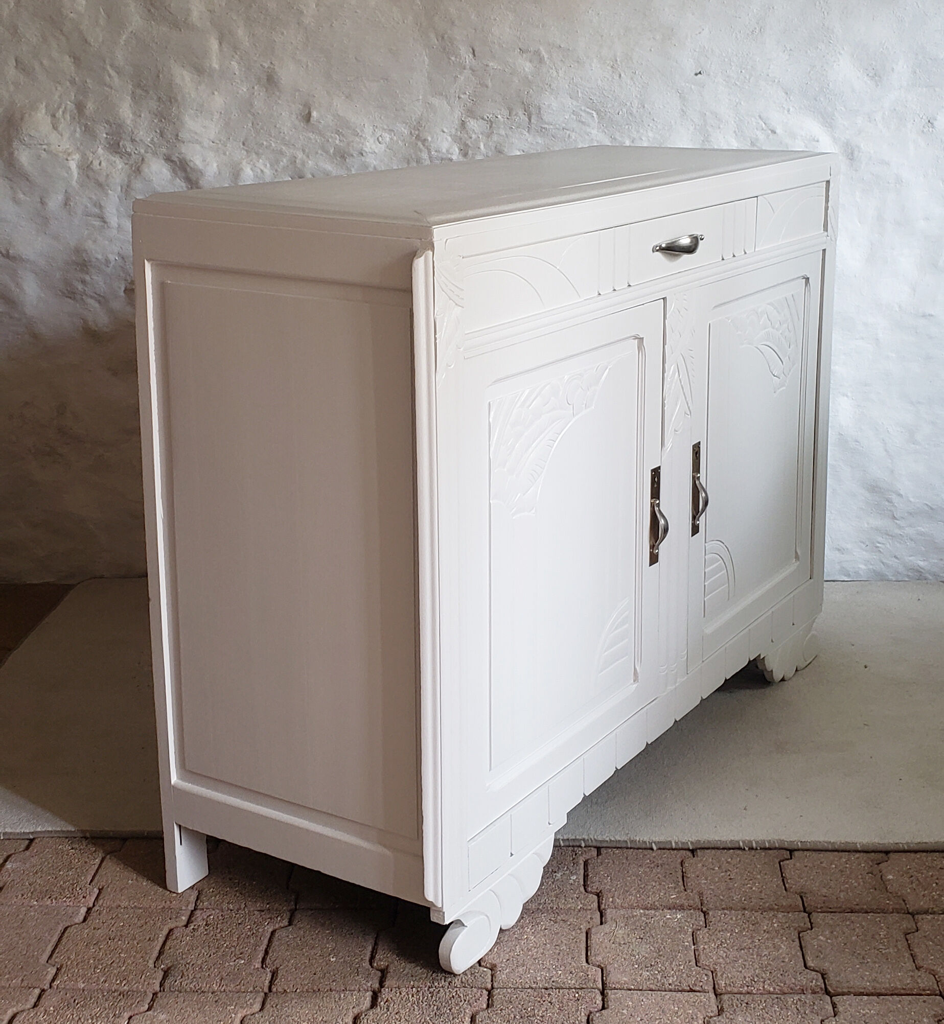 White art-deco buffet