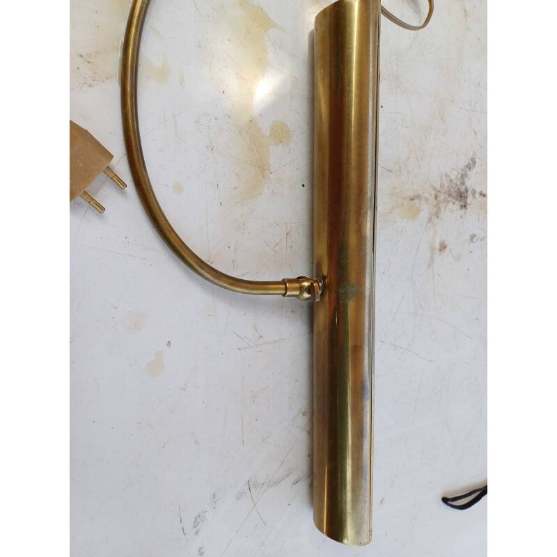 2 brass picture lamps