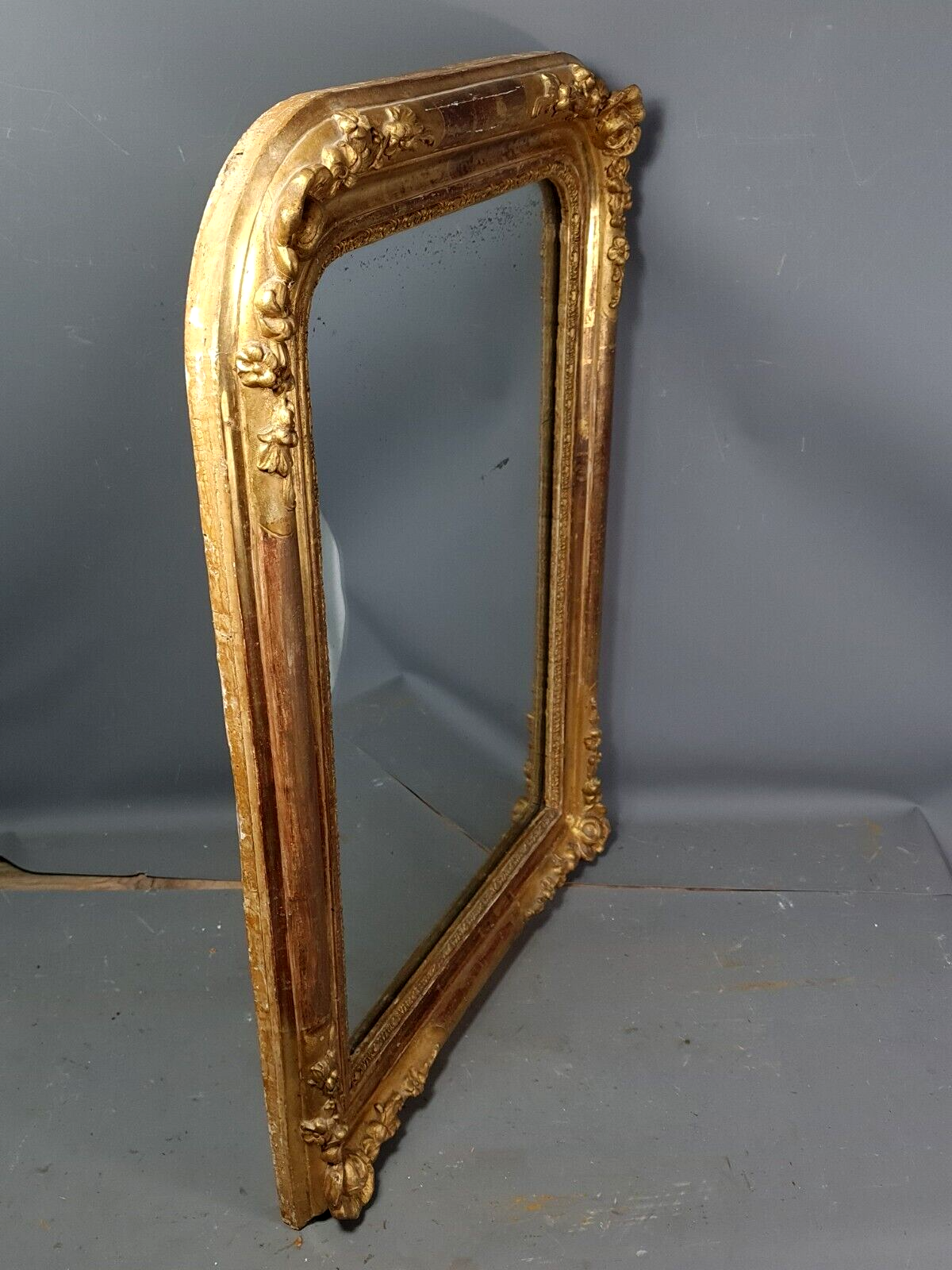 Mirror nineteenth century frame with doucine wood and stucco gilding gold leaf 75x56 cm SB