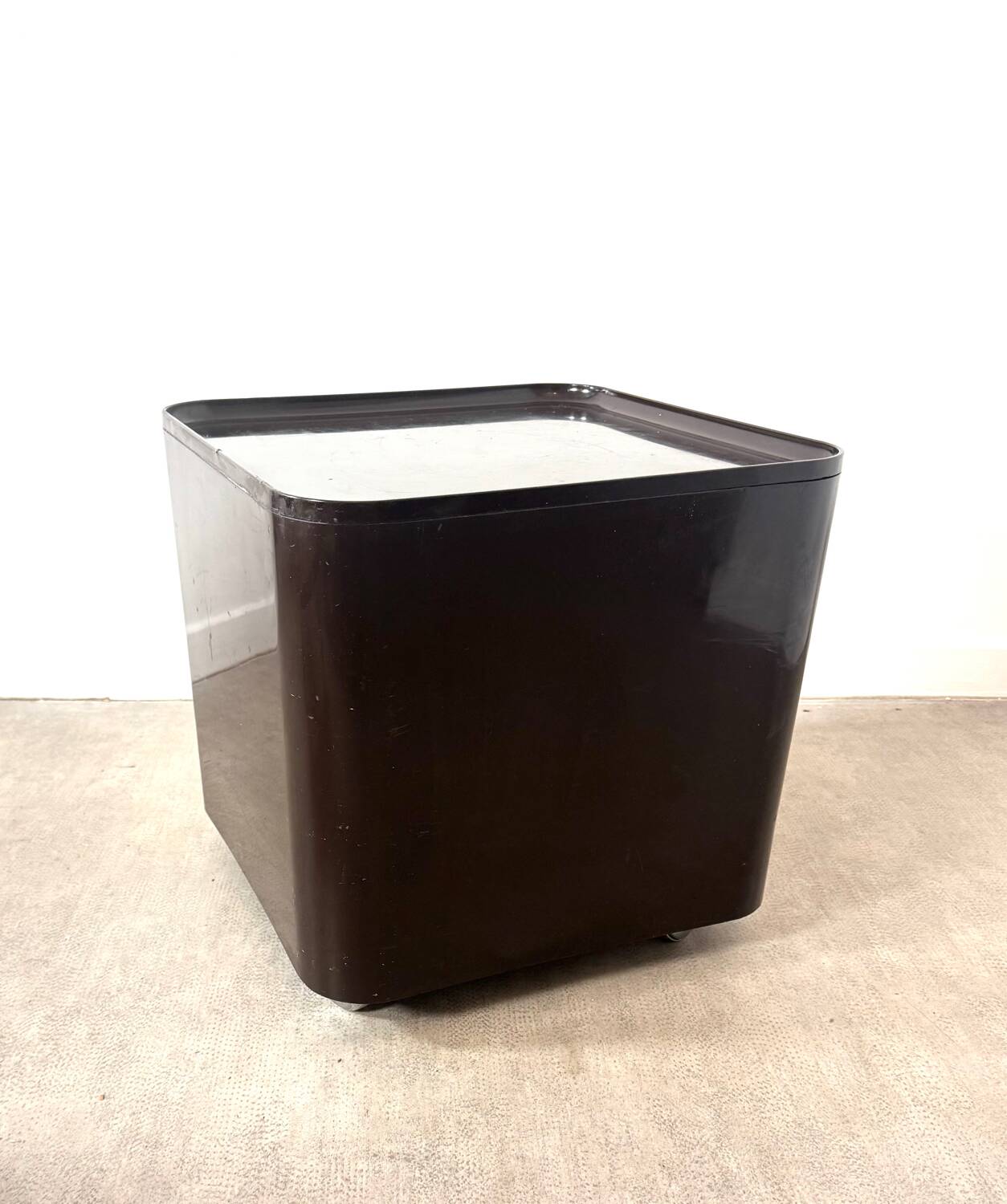 Table on wheels / box DIME MARCELLO SIARD