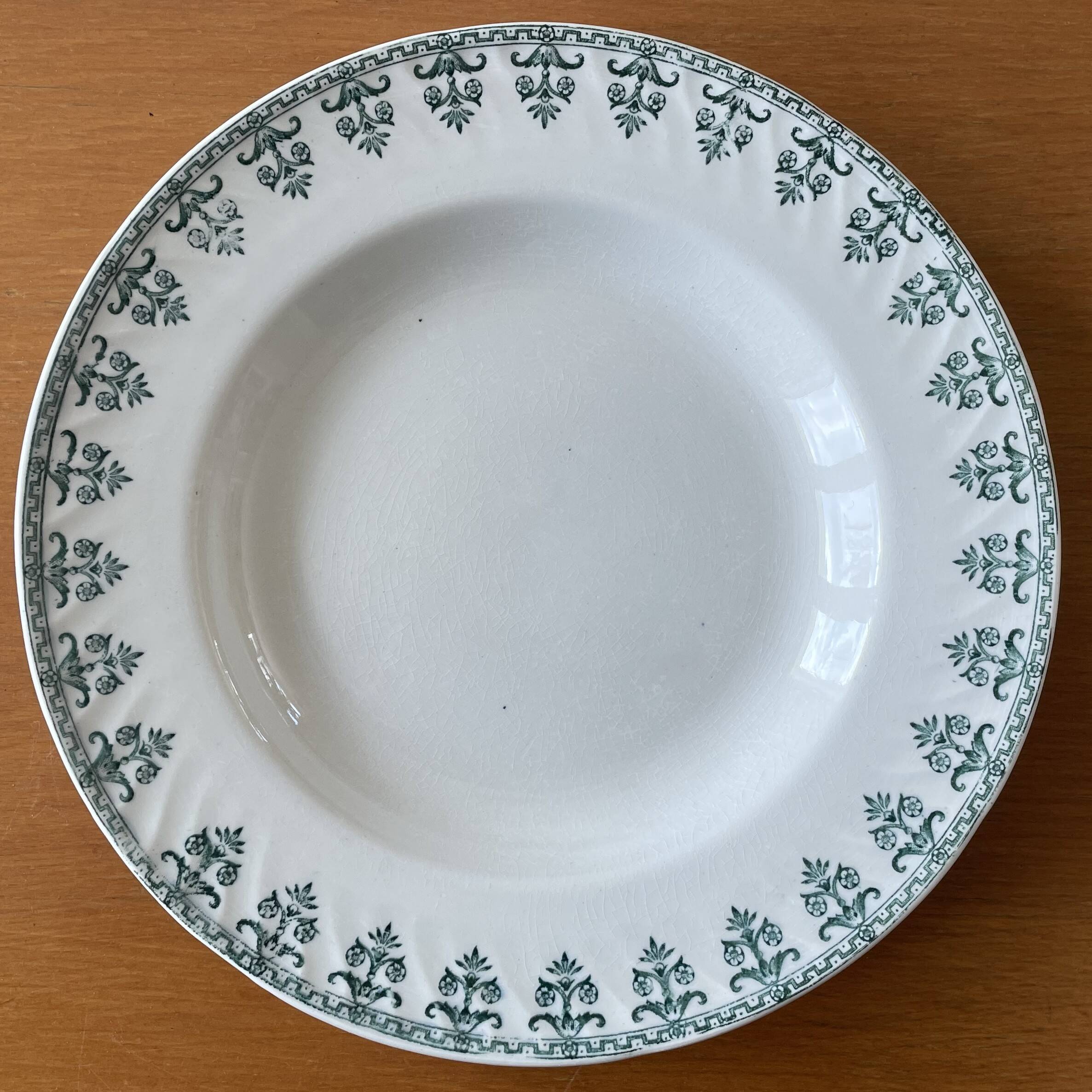 6 antique deep plates in Gien earthenware