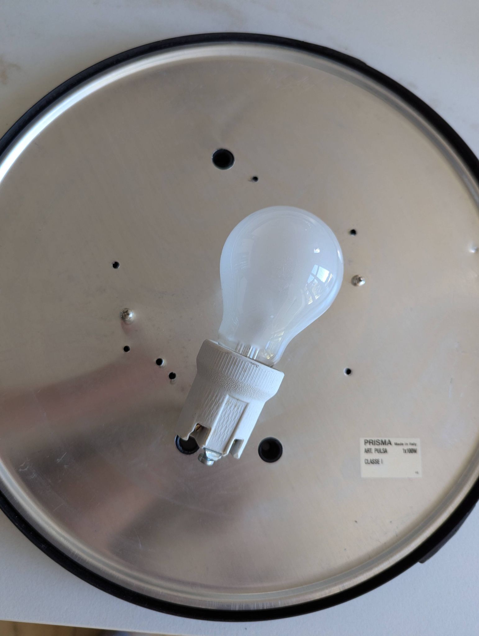 Prisma Pulsa wall light