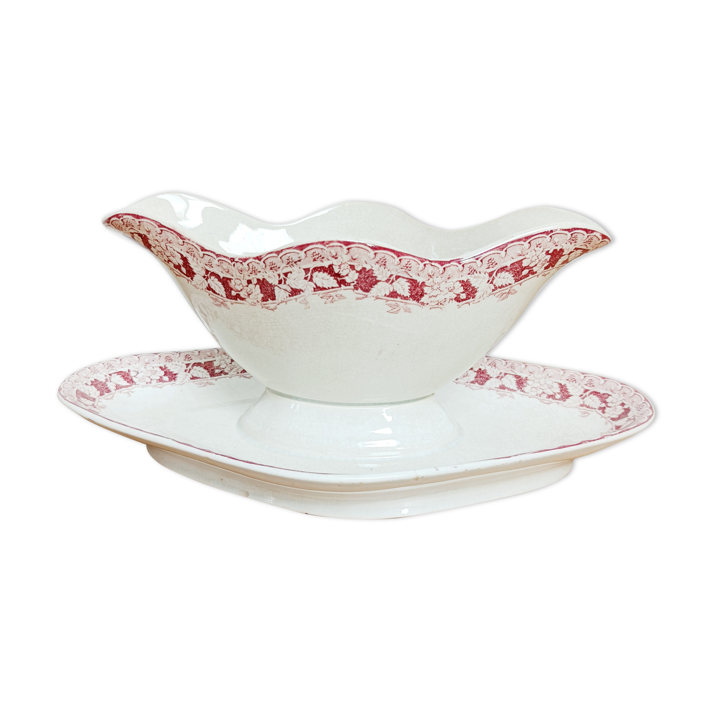 Iron earth sauce boat Moulin des Loups and Hamage, red mulberry