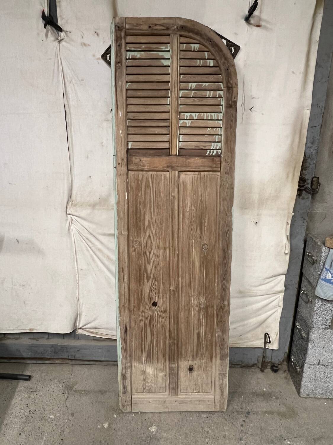 Pairs of shutters