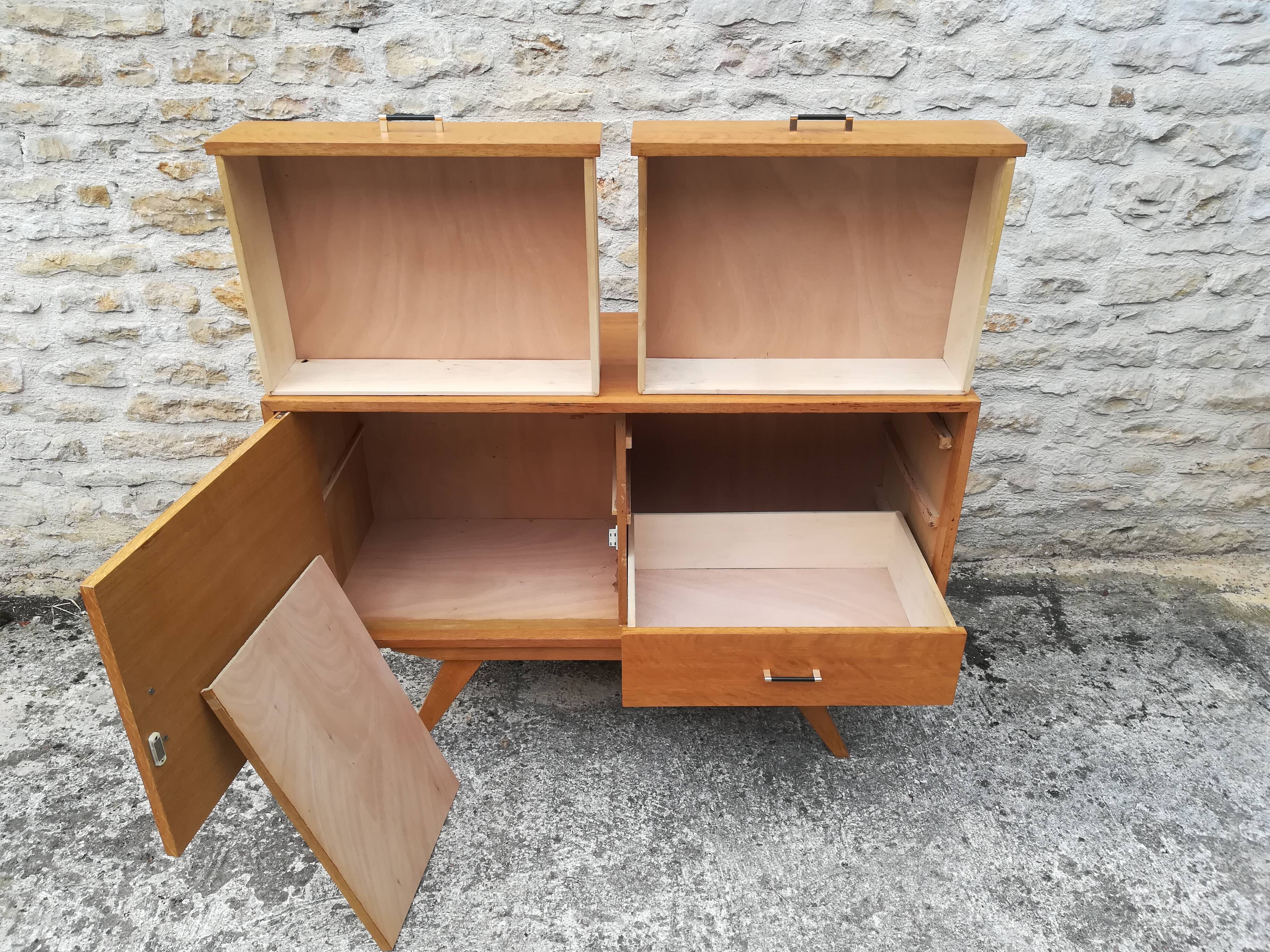 Chest of drawers buffet compass feet