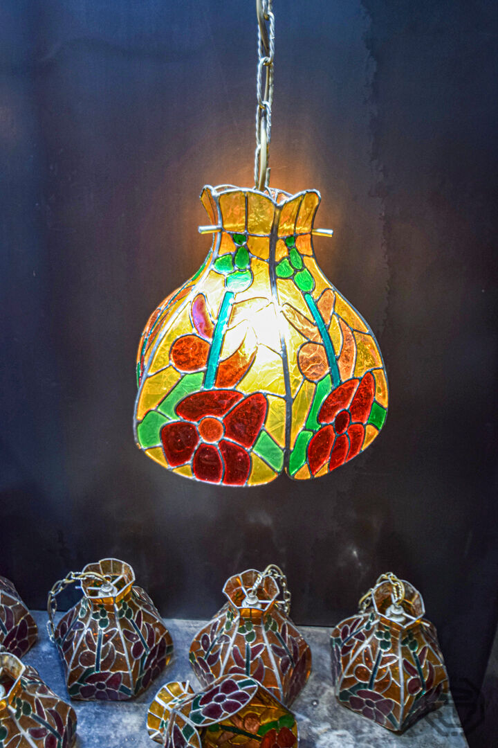 Glass paste pendant lamp