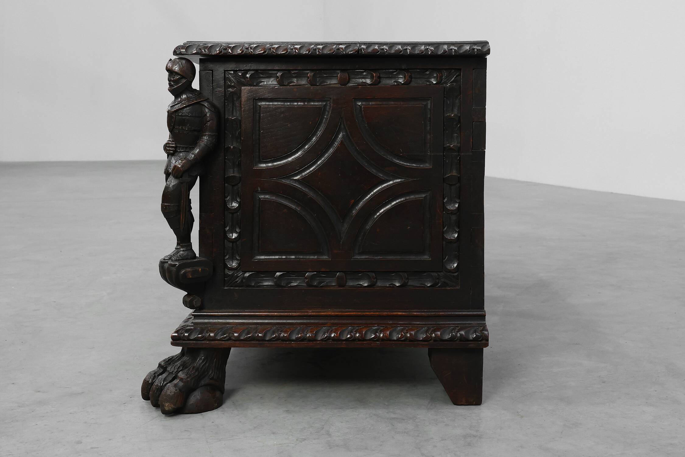 French Neo‑Renaissance Oak Blanket Chest, 19th Century