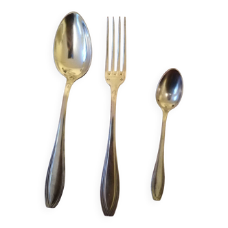 Silver plated cutlery set 84%. Fleur de Lys. 50 pieces