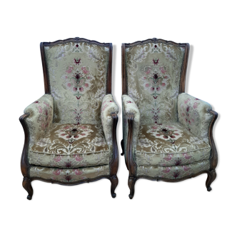 Paire de fauteuils de style ancien