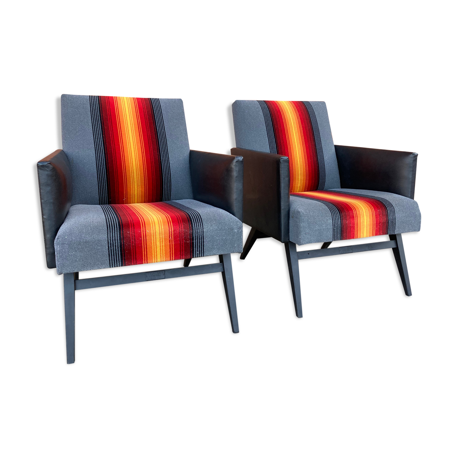 Paire de fauteuils "feu" des années 80