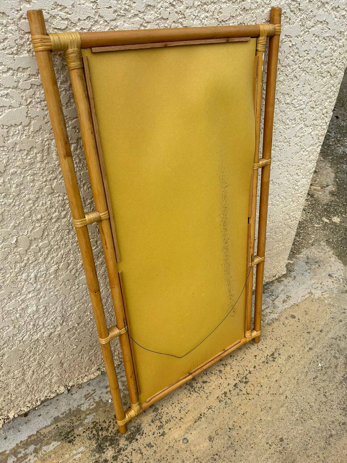 Miroir en bois et rotin