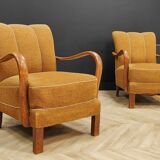 Deux fauteuils