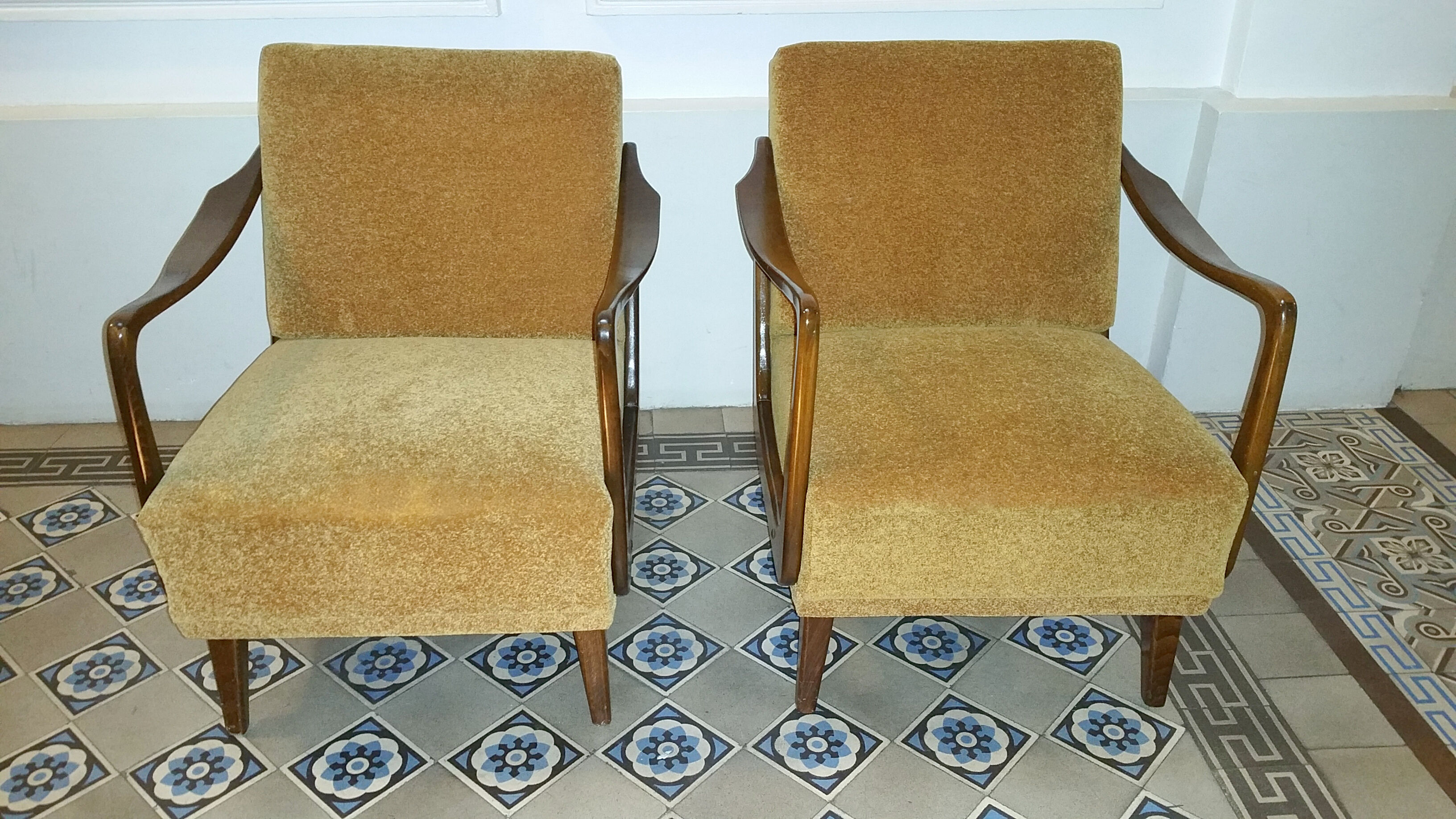 Scandinavian pair of chairs of the years 50-60 Boomerang design