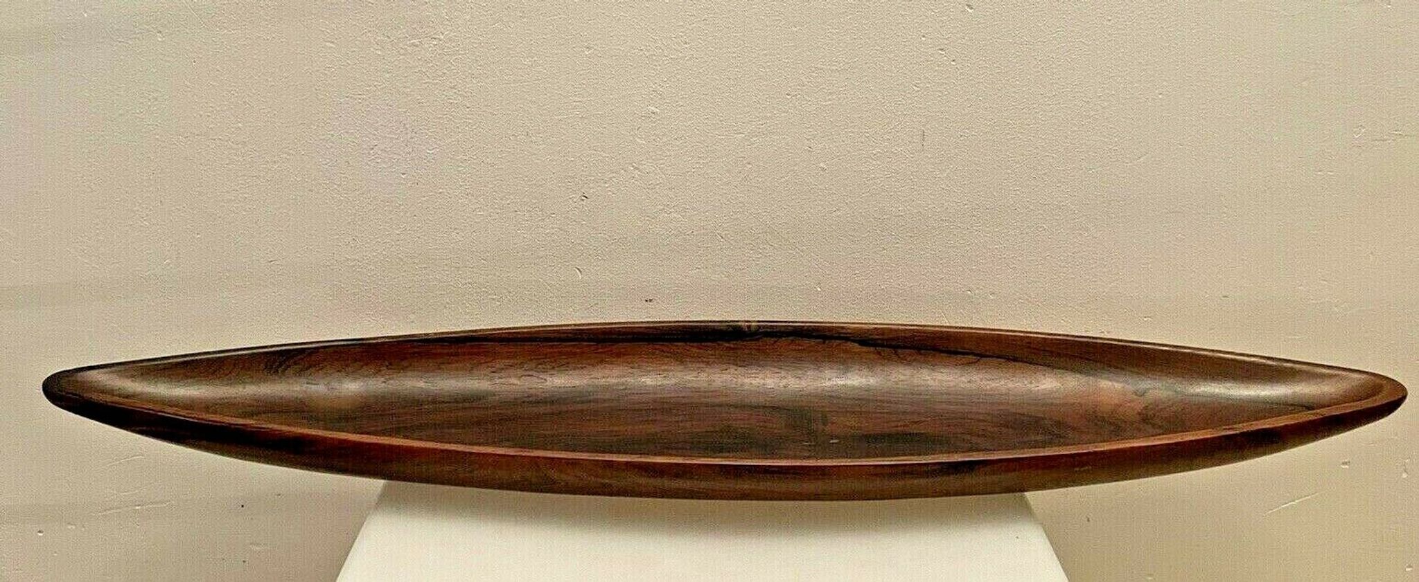 Centerpiece, canoe, wood art, jean gillon, jacaranda, vintage 70