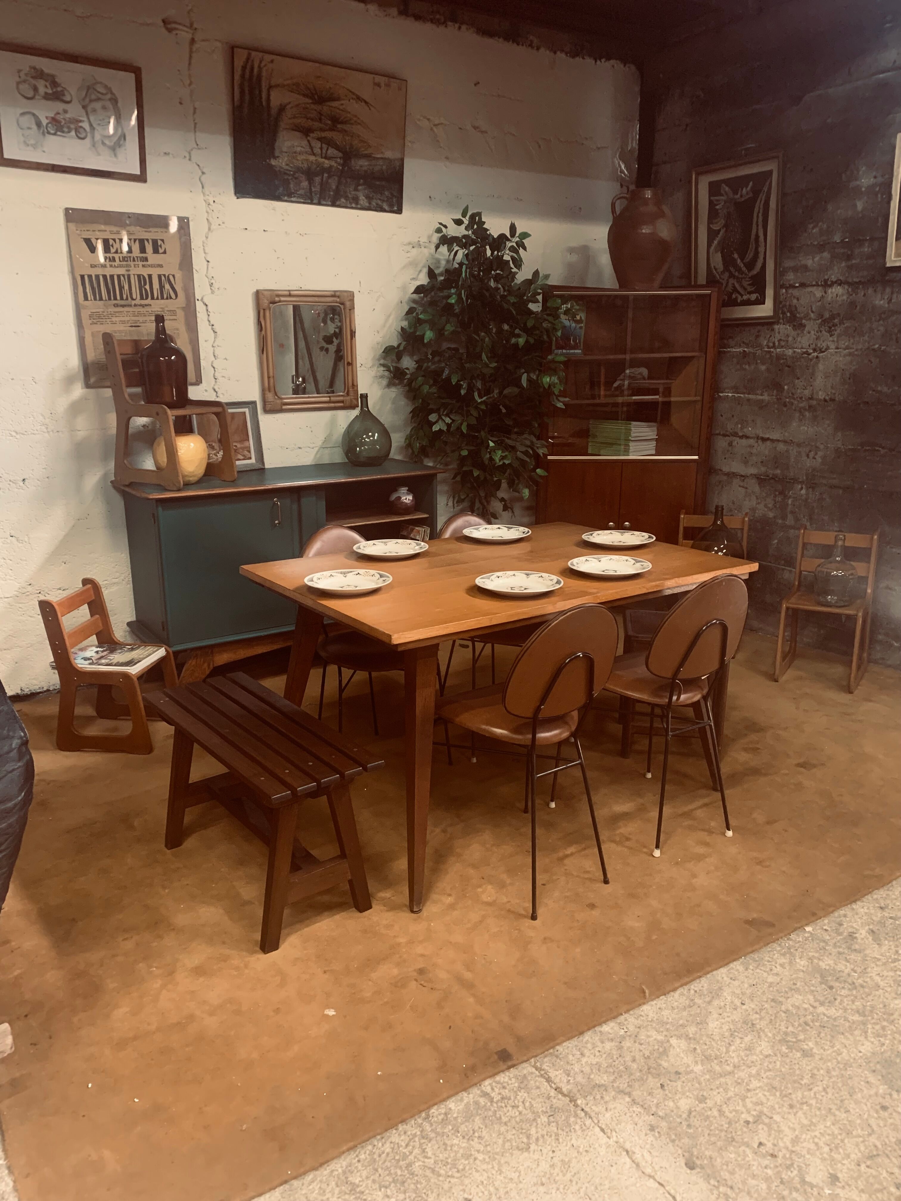 Table pieds pieds compas année 50.