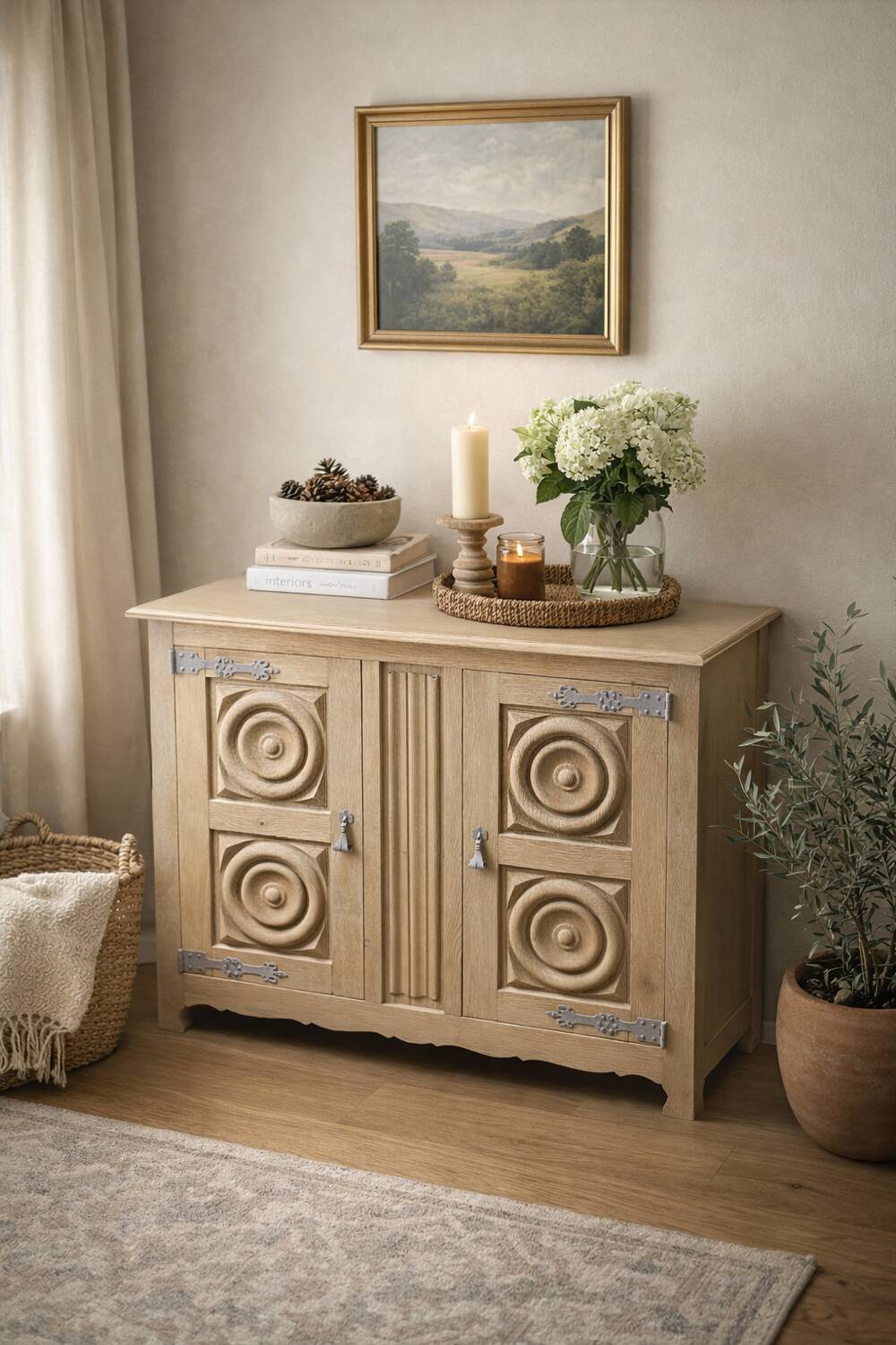 Low furniture in sanded/shot-blasted solid oak - Breton style