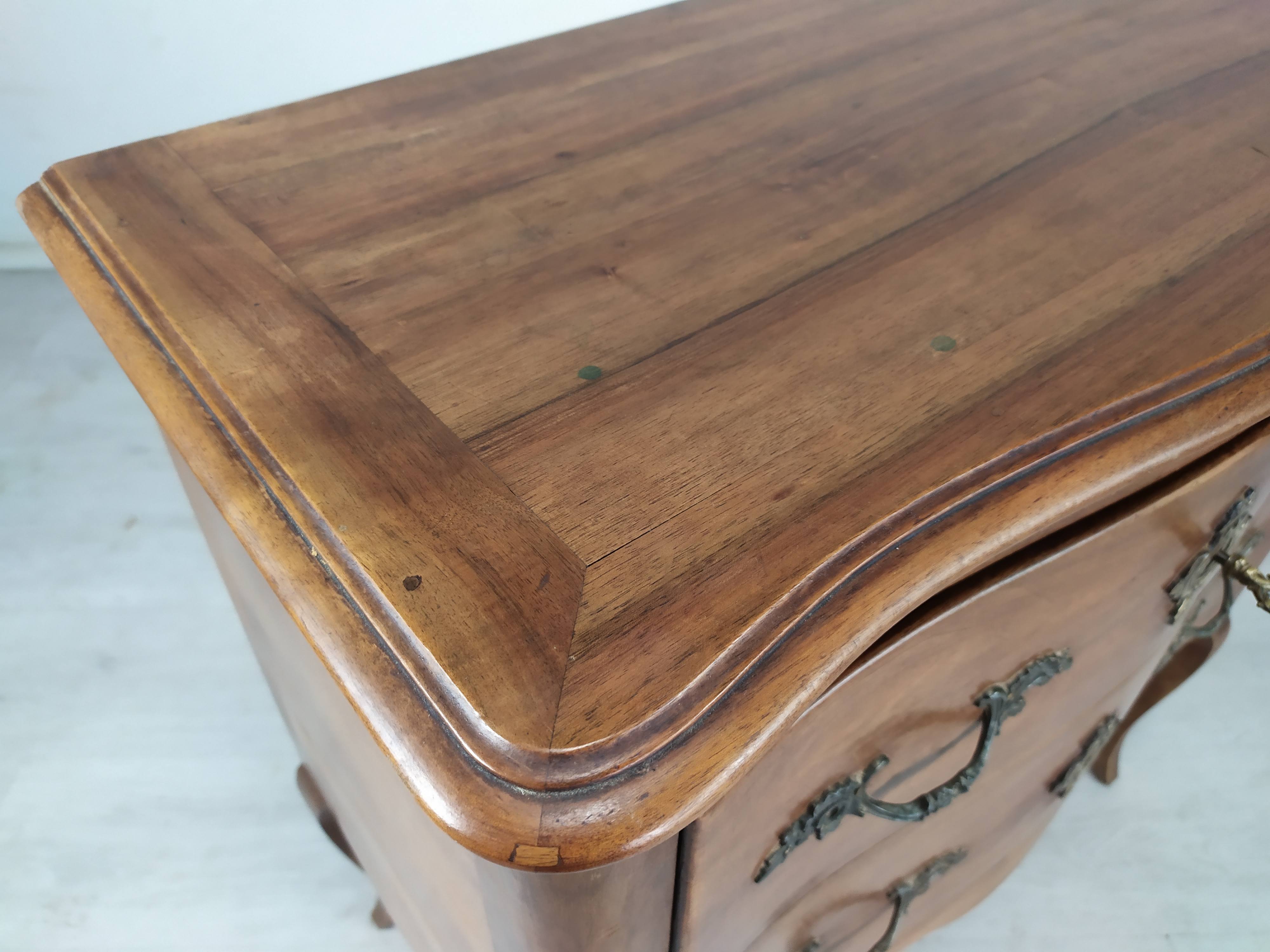 Commode Louis XV walnut