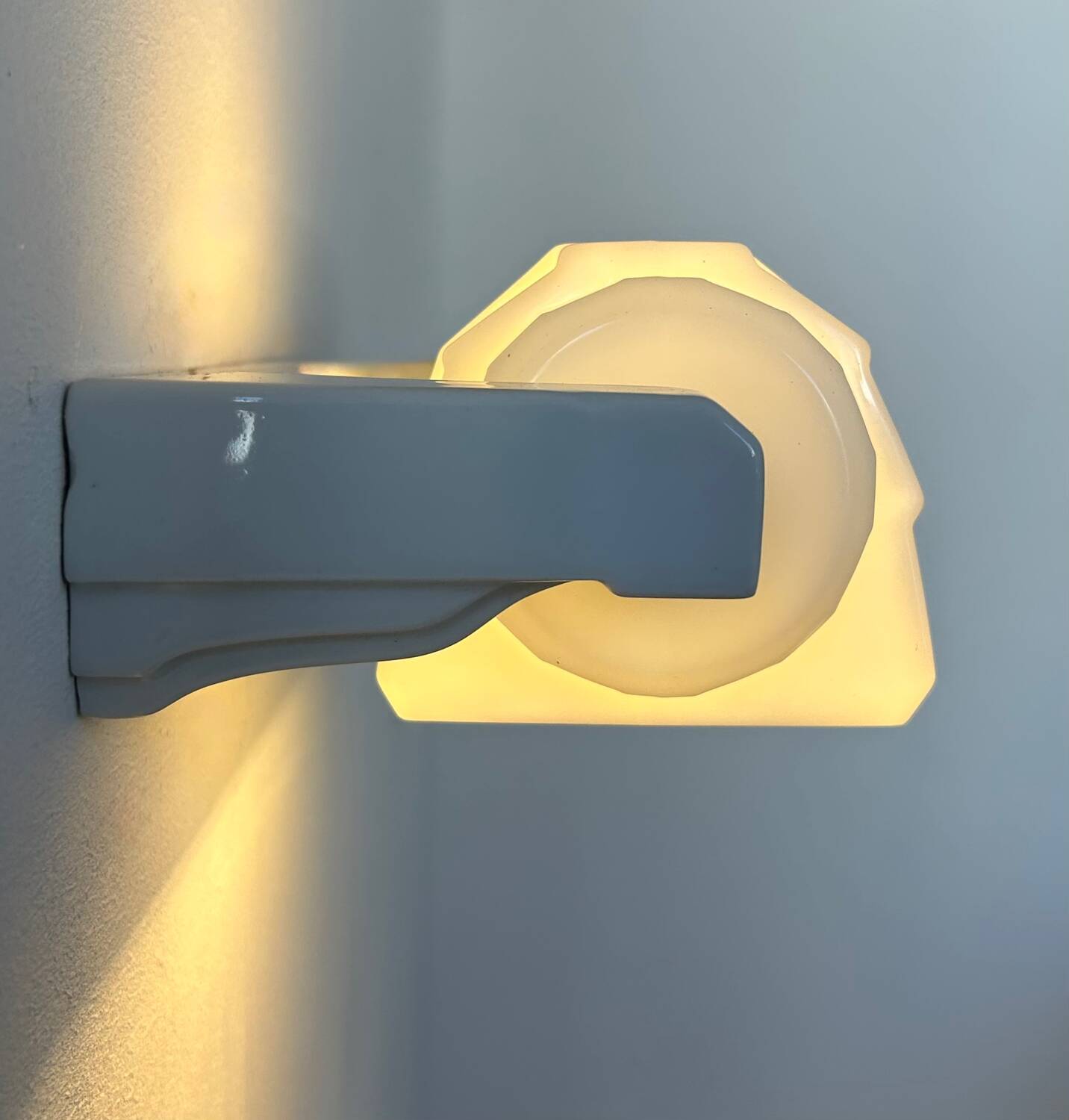 Vintage modernist wall sconce, porcelain and opaline glass, France 1930