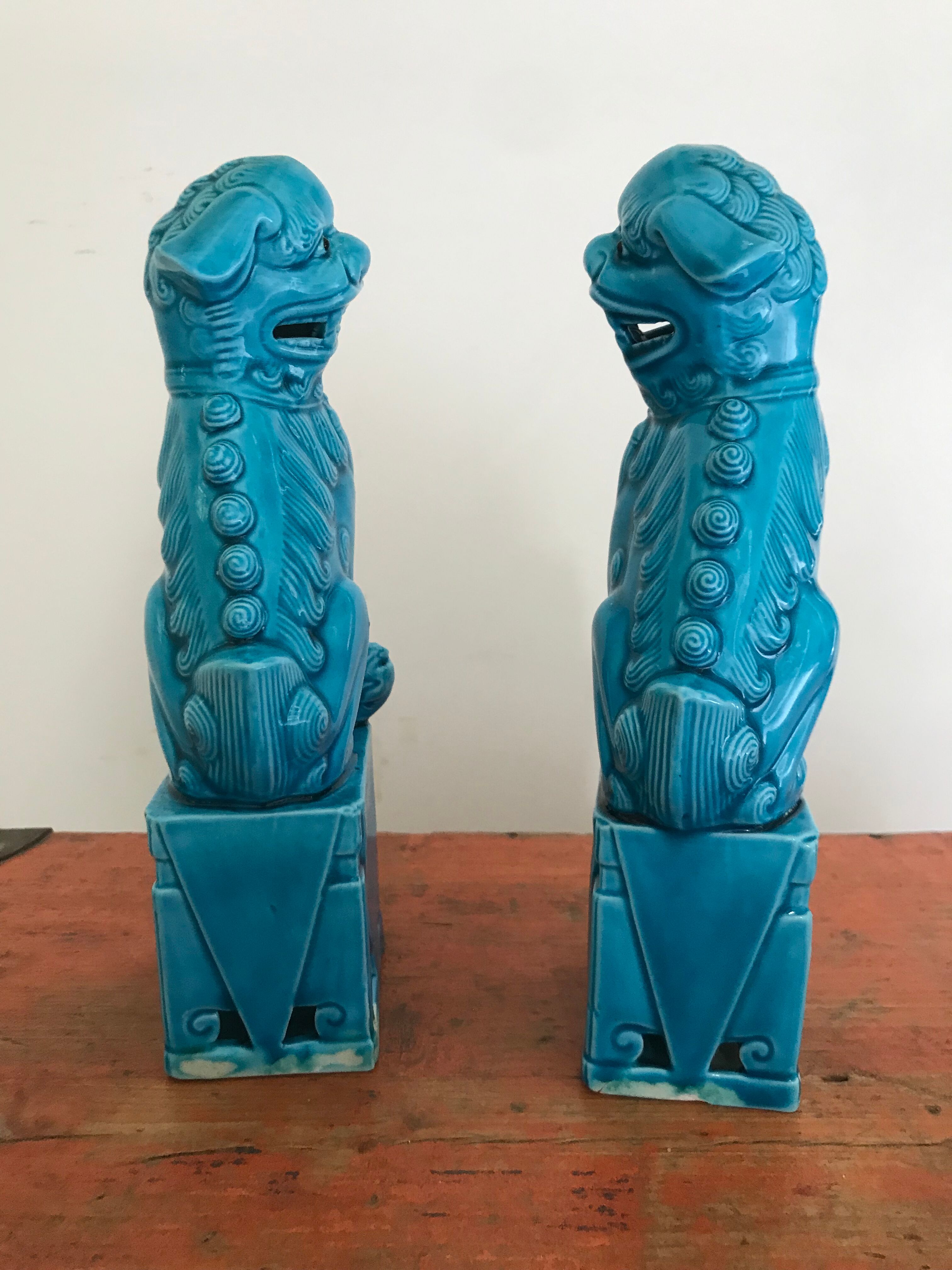 Pair of ancient Fô dogs.